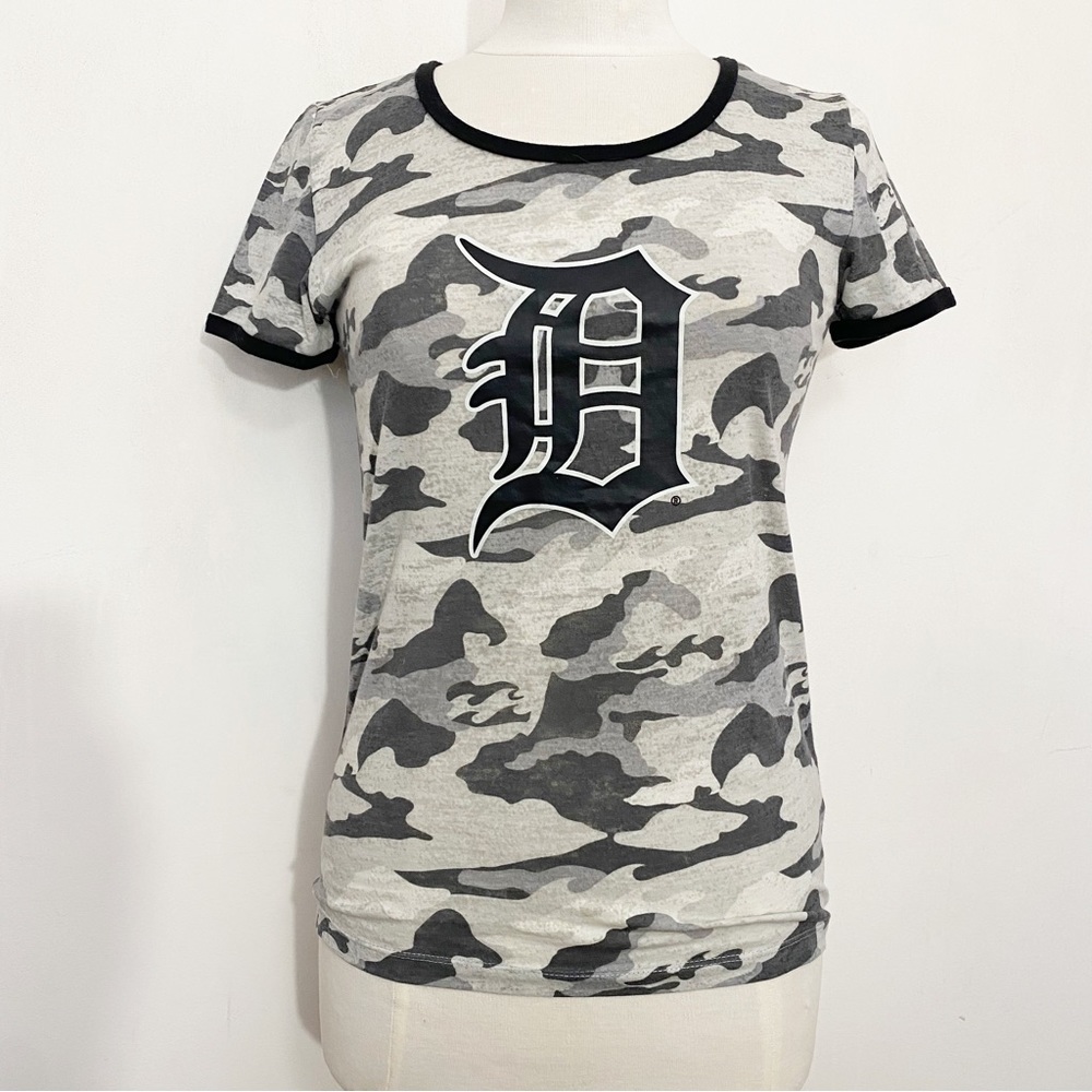 DETROIT TIGERS MLB gray camo black trim cotton blend short sleeve tee shirt S